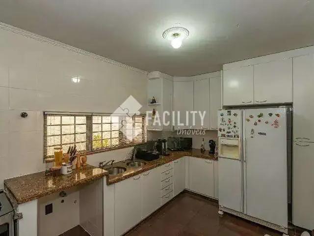 Casa / Sobrado para Venda em Campinas/SP Cambuí 4 Quartos