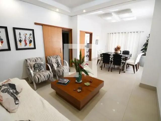 Casa / Sobrado para Venda em Campinas/SP Cambuí 3 Quartos
