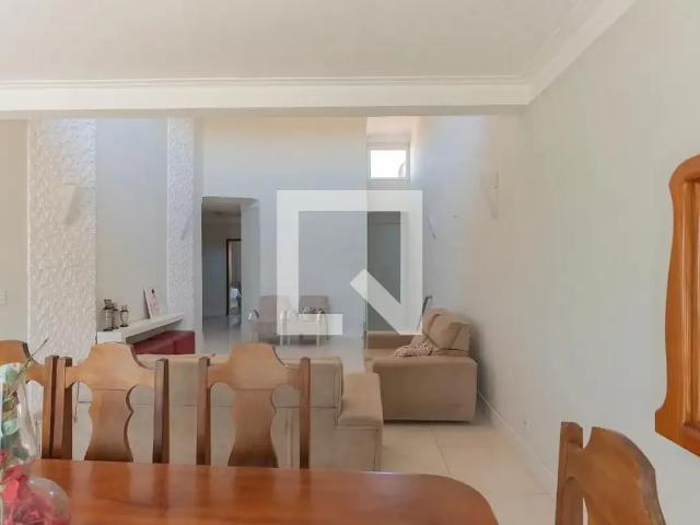 Casa / Sobrado para Venda em Campinas/SP Jardim Capivari 4 Quartos