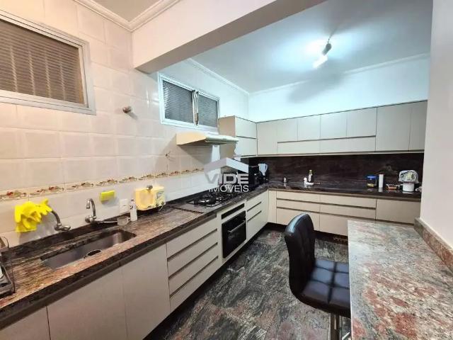 Casa / Sobrado para Venda em Campinas/SP Jardim Chapadão 5 Quartos