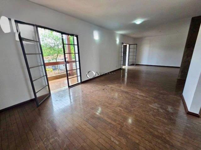 Casa / Sobrado para Venda em Campinas/SP Jardim das Paineiras 4 Quartos