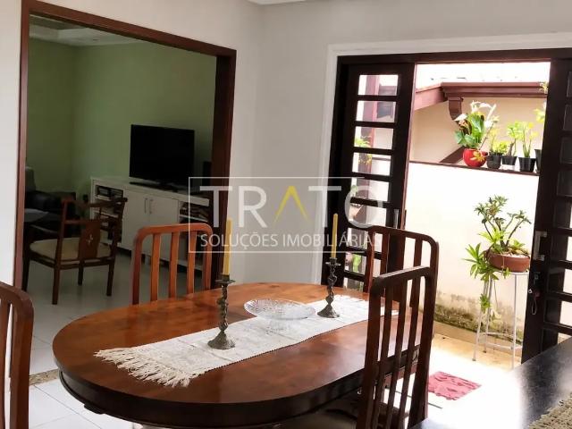 Casa / Sobrado para Venda em Campinas/SP Jardim dos Oliveiras 3 Quartos