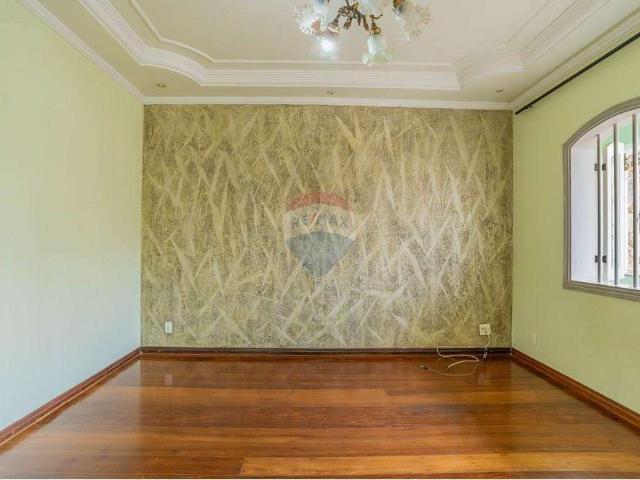 Casa / Sobrado para Venda em Campinas/SP Jardim dos Oliveiras 4 Quartos