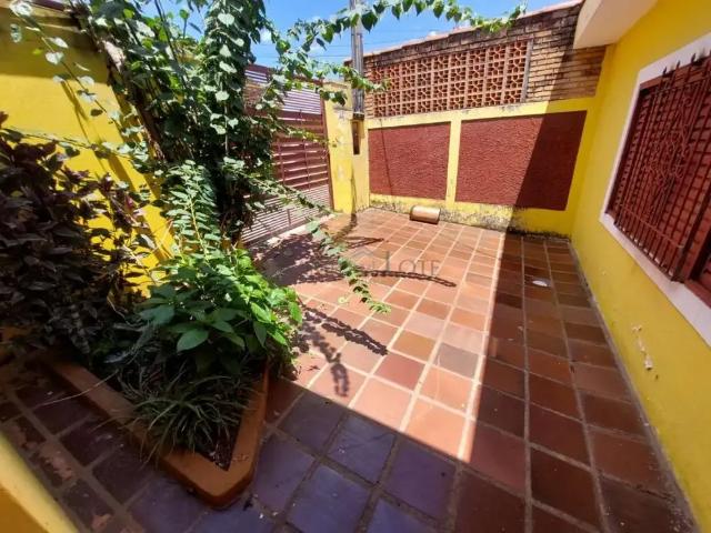 Casa / Sobrado para Venda em Campinas/SP Jardim García 6 Quartos
