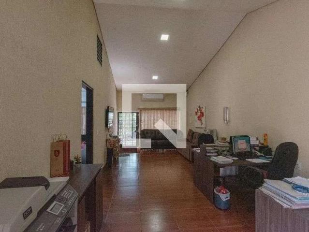 Casa / Sobrado para Venda em Campinas/SP Jardim Interlagos 4 Quartos