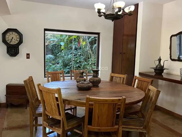 Casa / Sobrado para Venda em Campinas/SP Joaquim Egídio 5 Quartos
