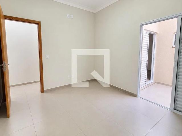 Casa / Sobrado para Venda em Campinas/SP Loteamento Parque das Águas 3 Quartos