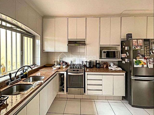 Casa / Sobrado para Venda em Campinas/SP Parque Alto Taquaral 3 Quartos