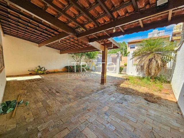 Casa / Sobrado para Venda em Campinas/SP Parque das Flores 4 Quartos