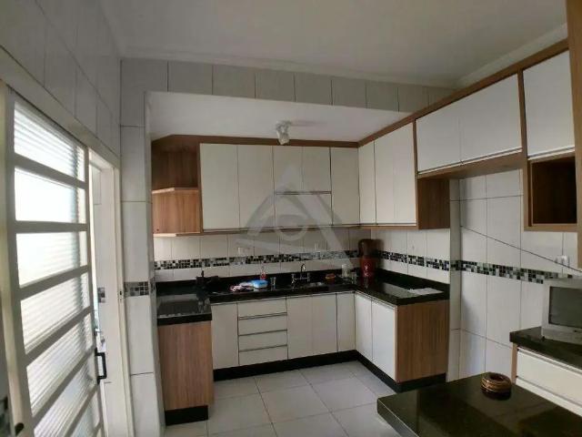 Casa / Sobrado para Venda em Campinas/SP Parque São Quirino 4 Quartos