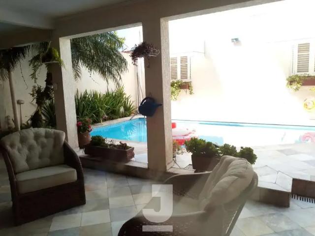 Casa / Sobrado para Venda em Campinas/SP Taquaral 3 Quartos