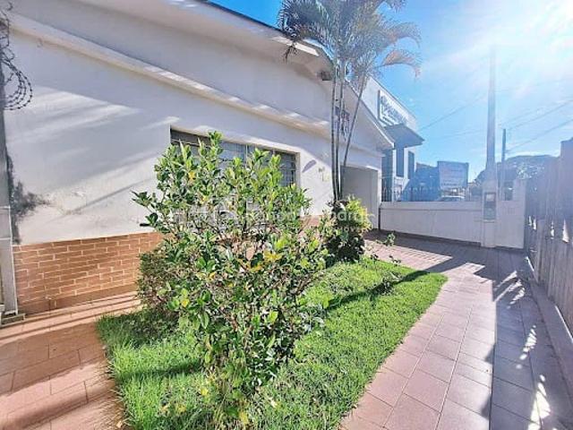 Casa / Sobrado para Venda em Campinas/SP Taquaral 3 Quartos