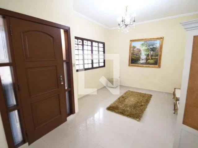 Casa / Sobrado para Venda em Campinas/SP Taquaral 4 Quartos