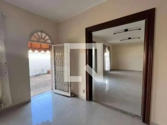 Casa / Sobrado para Venda em Campinas/SP Taquaral 4 Quartos