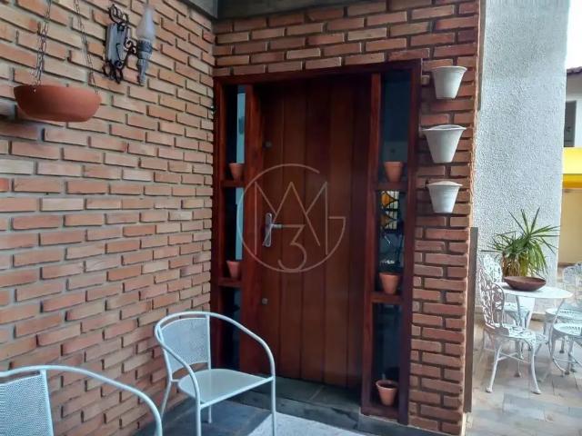 Casa / Sobrado para Venda em Campinas/SP Taquaral 5 Quartos