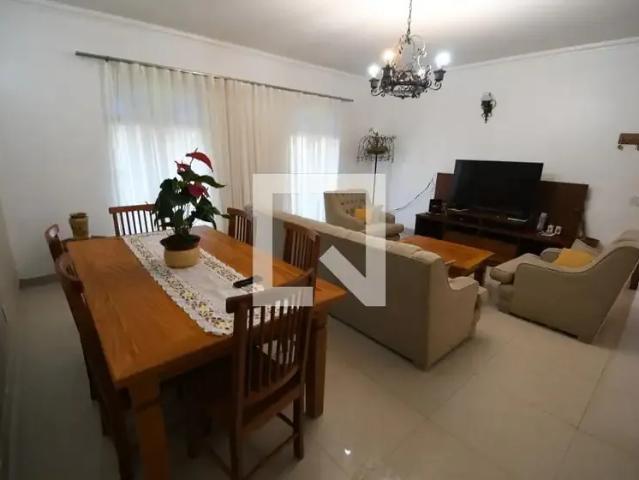 Casa / Sobrado para Venda em Campinas/SP Vila Nogueira 4 Quartos