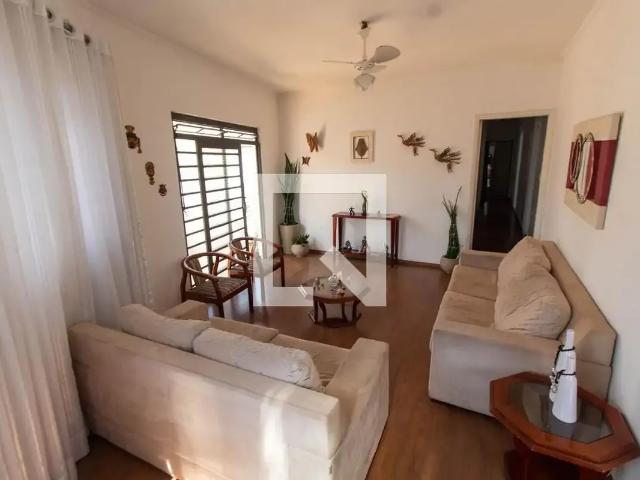 Casa / Sobrado para Venda em Campinas/SP Vila Nogueira 4 Quartos