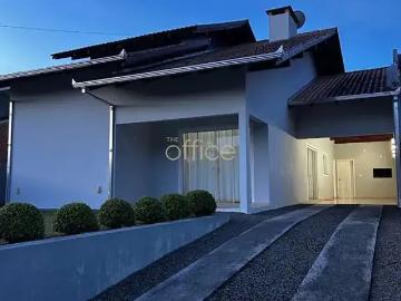 Casa / Sobrado para Venda em Campo Alegre/SC Cascatas 4 Quartos