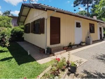 Casa / Sobrado para Venda em Campo Alegre/SC Centro 3 Quartos
