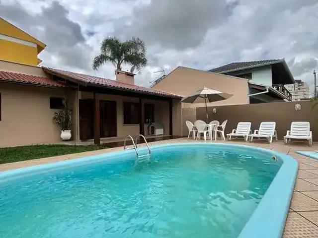 Casa / Sobrado para Venda em Campo Bom/RS Centro 3 Quartos
