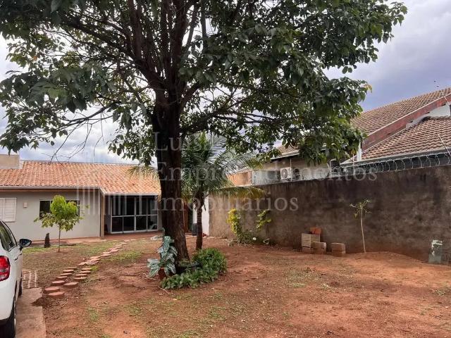 Casa / Sobrado para Venda em Campo Grande/MS Tiradentes 1 Quartos