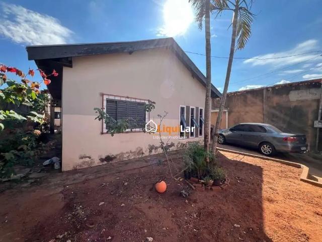 Casa / Sobrado para Venda em Campo Grande/MS Tiradentes 4 Quartos
