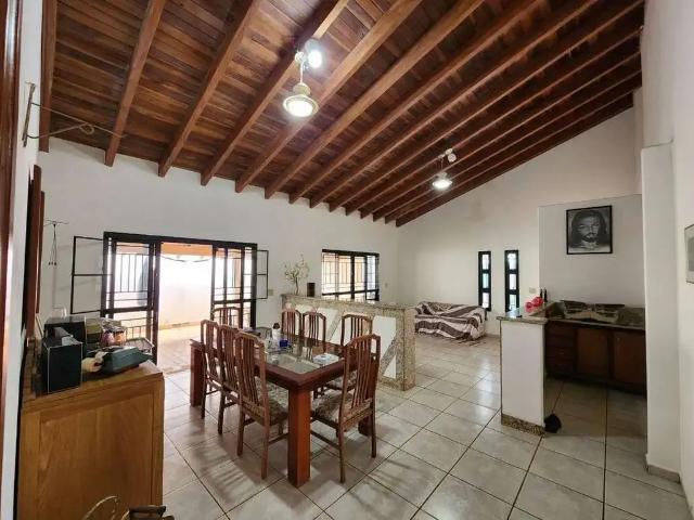 Casa / Sobrado para Venda em Campo Grande/MS Vila Giocondo Orsi 4 Quartos
