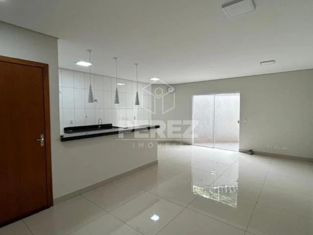 Casa / Sobrado para Venda em Campo Grande/MS Vila Sobrinho 2 Quartos