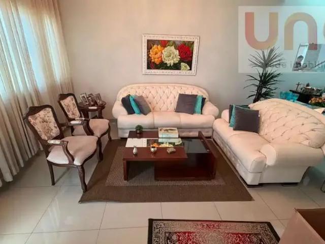 Casa / Sobrado para Venda em Campo Grande/MS Vila Taveirópolis 6 Quartos