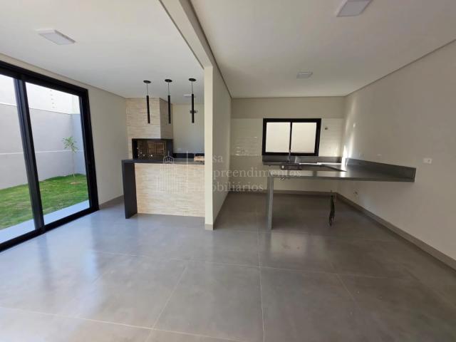 Casa / Sobrado para Venda em Campo Grande/MS Carandá Bosque 3 Quartos