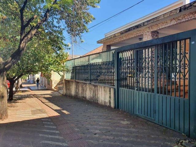 Casa / Sobrado para Venda em Campo Grande/MS Centro 3 Quartos