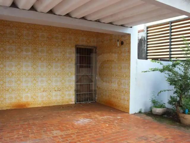 Casa / Sobrado para Venda em Campo Grande/MS Centro 3 Quartos