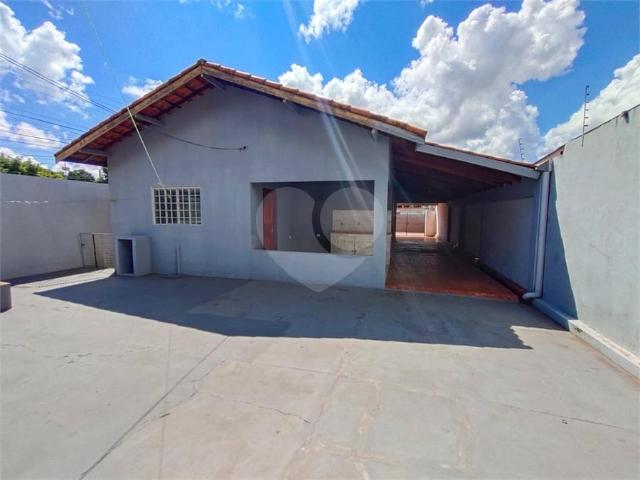 Casa / Sobrado para Venda em Campo Grande/MS Jardim Nhanhá 4 Quartos
