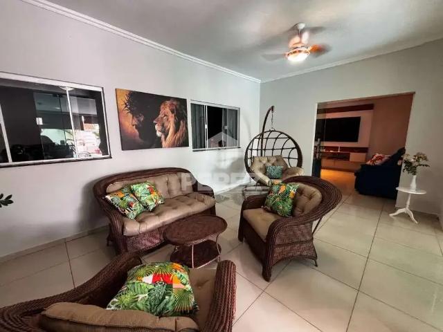 Casa / Sobrado para Venda em Campo Grande/MS Parque Residencial dos Girassóis 4 Quartos
