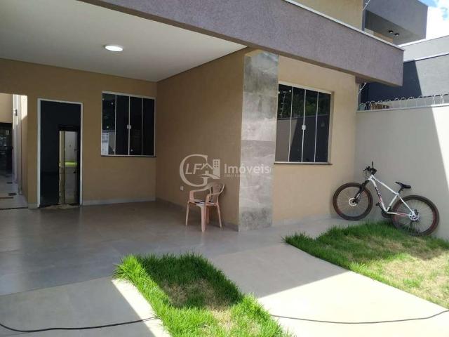 Casa / Sobrado para Venda em Campo Grande/MS Parque Residencial Rita Vieira 3 Quartos