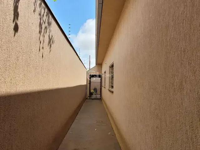 Casa / Sobrado para Venda em Campo Grande/MS Parque Residencial Rita Vieira 4 Quartos