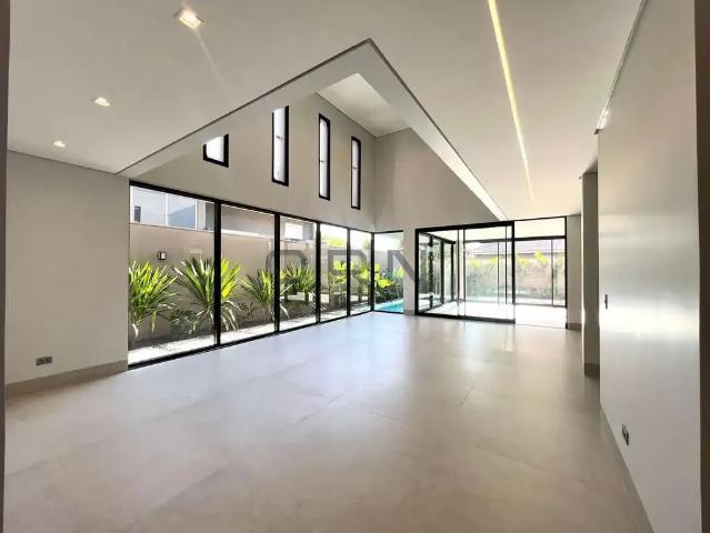 Casa / Sobrado para Venda em Campo Grande/MS Residencial Damha 5 Quartos