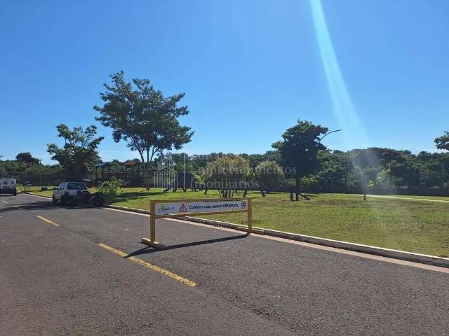 Casa / Sobrado para Venda em Campo Grande/MS Residencial Damha III 3 Quartos