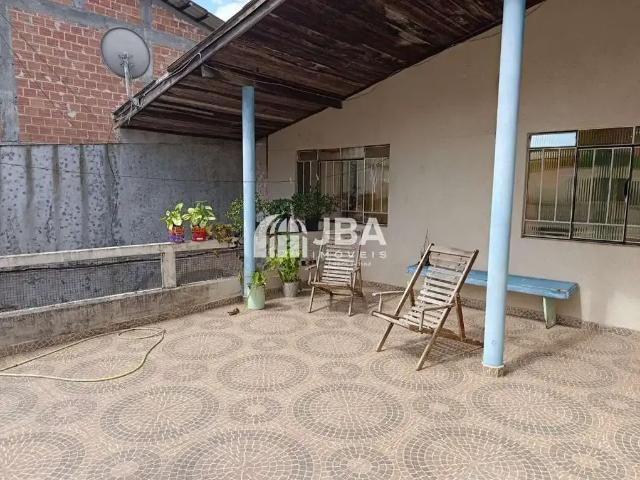 Casa / Sobrado para Venda em Campo Largo/PR Jardim Guarany 6 Quartos