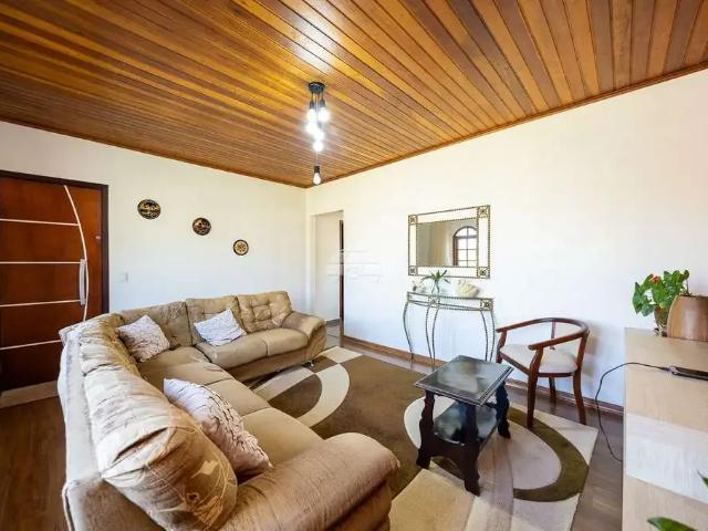 Casa / Sobrado para Venda em Campo Largo/PR Jardim Keli Cristina 3 Quartos