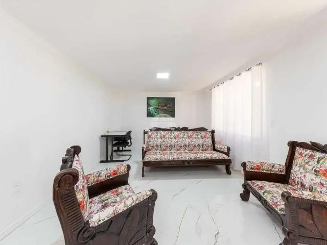 Casa / Sobrado para Venda em Campo Largo/PR Vila Itaqui 3 Quartos