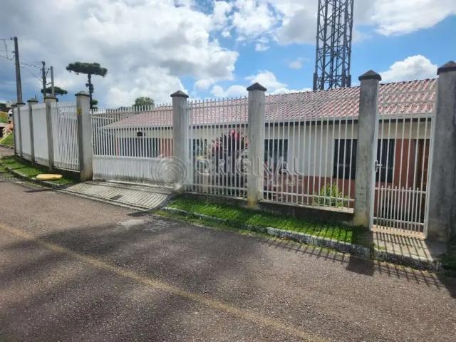 Casa / Sobrado para Venda em Campo Largo/PR Vila Torres 3 Quartos