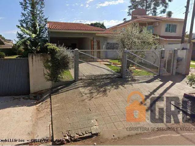 Casa / Sobrado para Venda em Campo Mourão/PR Centro 4 Quartos