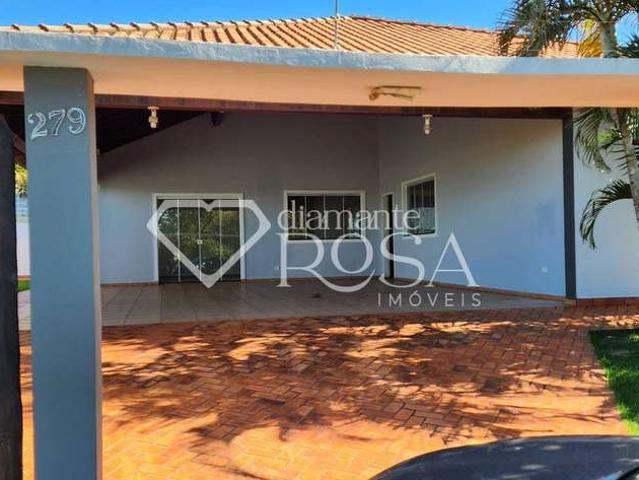 Casa / Sobrado para Venda em Campo Mourão/PR Jardim Flora 2 Quartos