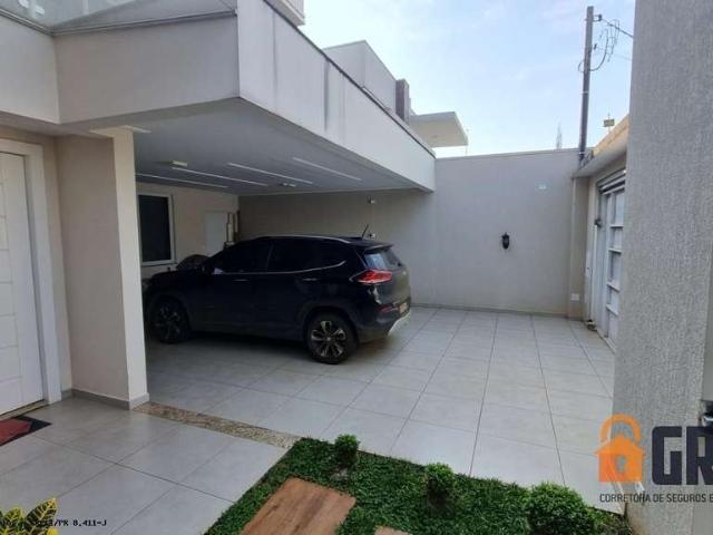Casa / Sobrado para Venda em Campo Mourão/PR Jardim Flora II 3 Quartos