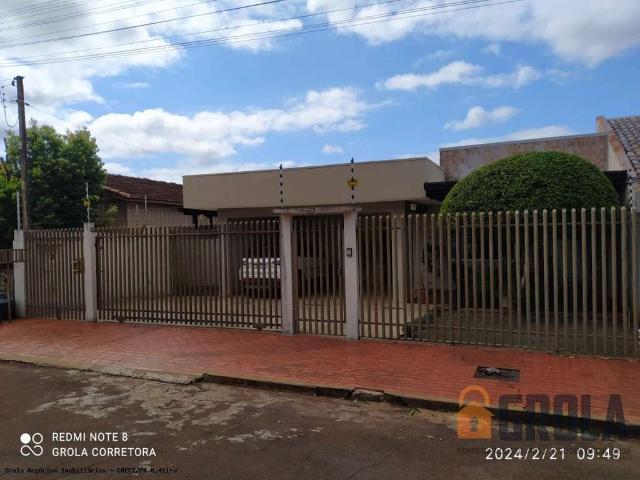 Casa / Sobrado para Venda em Campo Mourão/PR Jardim Flórida 3 Quartos