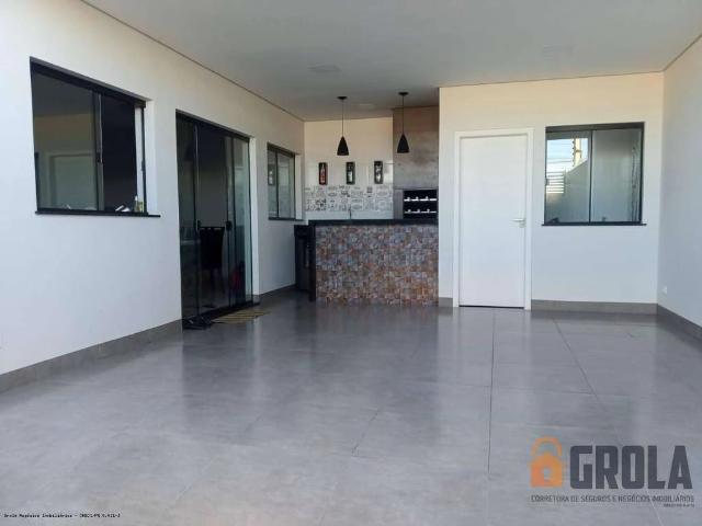 Casa / Sobrado para Venda em Campo Mourão/PR Jardim Francisco Ferreira Albuquerque 3 Quartos
