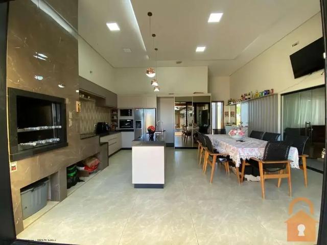 Casa / Sobrado para Venda em Campo Mourão/PR Jardim Imperial I 3 Quartos