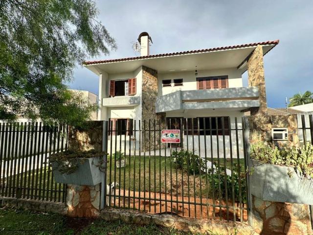 Casa / Sobrado para Venda em Campo Mourão/PR Jardim São Pedro 5 Quartos