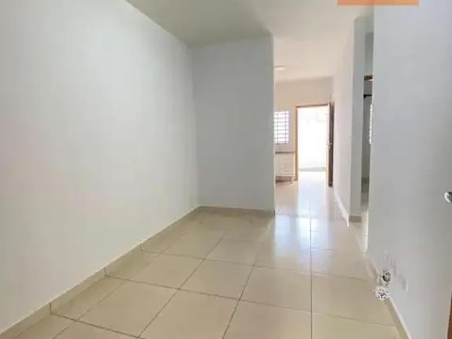Casa / Sobrado para Venda em Campo Mourão/PR Jardim Shangrilá II 2 Quartos